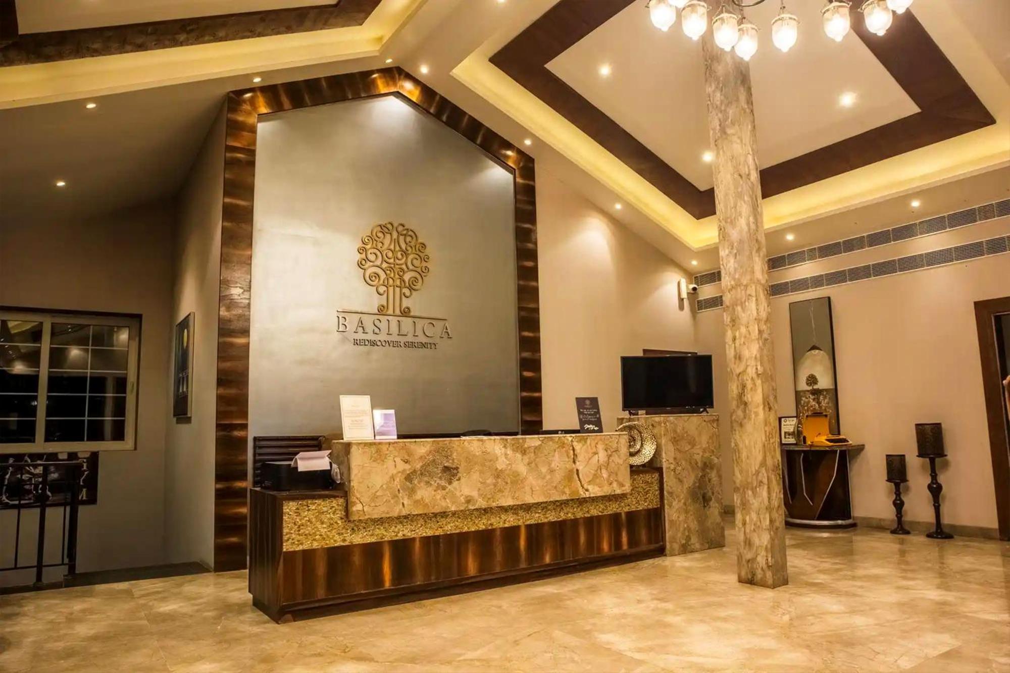 Basilica Resort - Where Luxury Redefines Mahābaleshwar Eksteriør billede